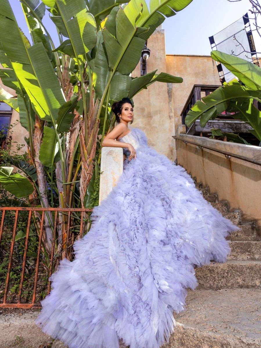 Red carpet styling
